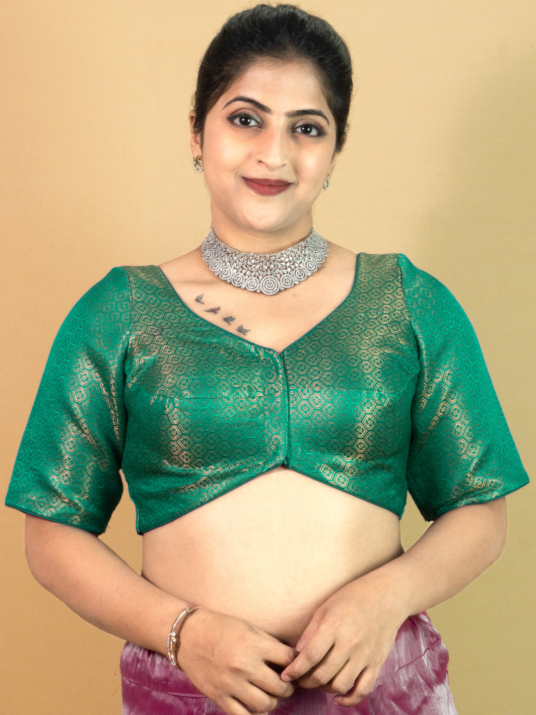 GREEN